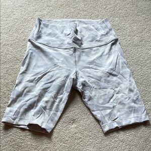 Lululemon wunder under biker shorts